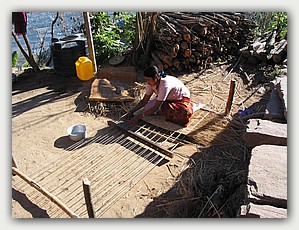 Teppichknpferin in Pokhara